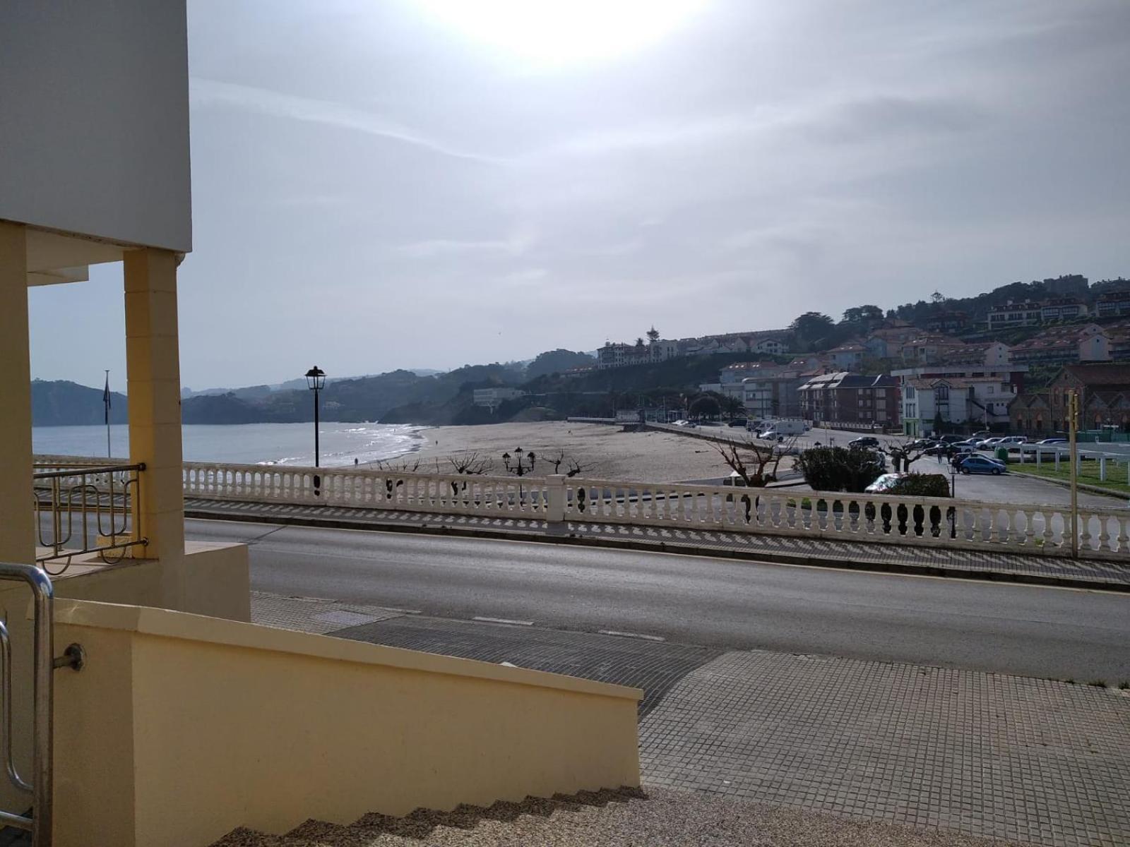 Pension Vega De Pas Comillas Exterior foto